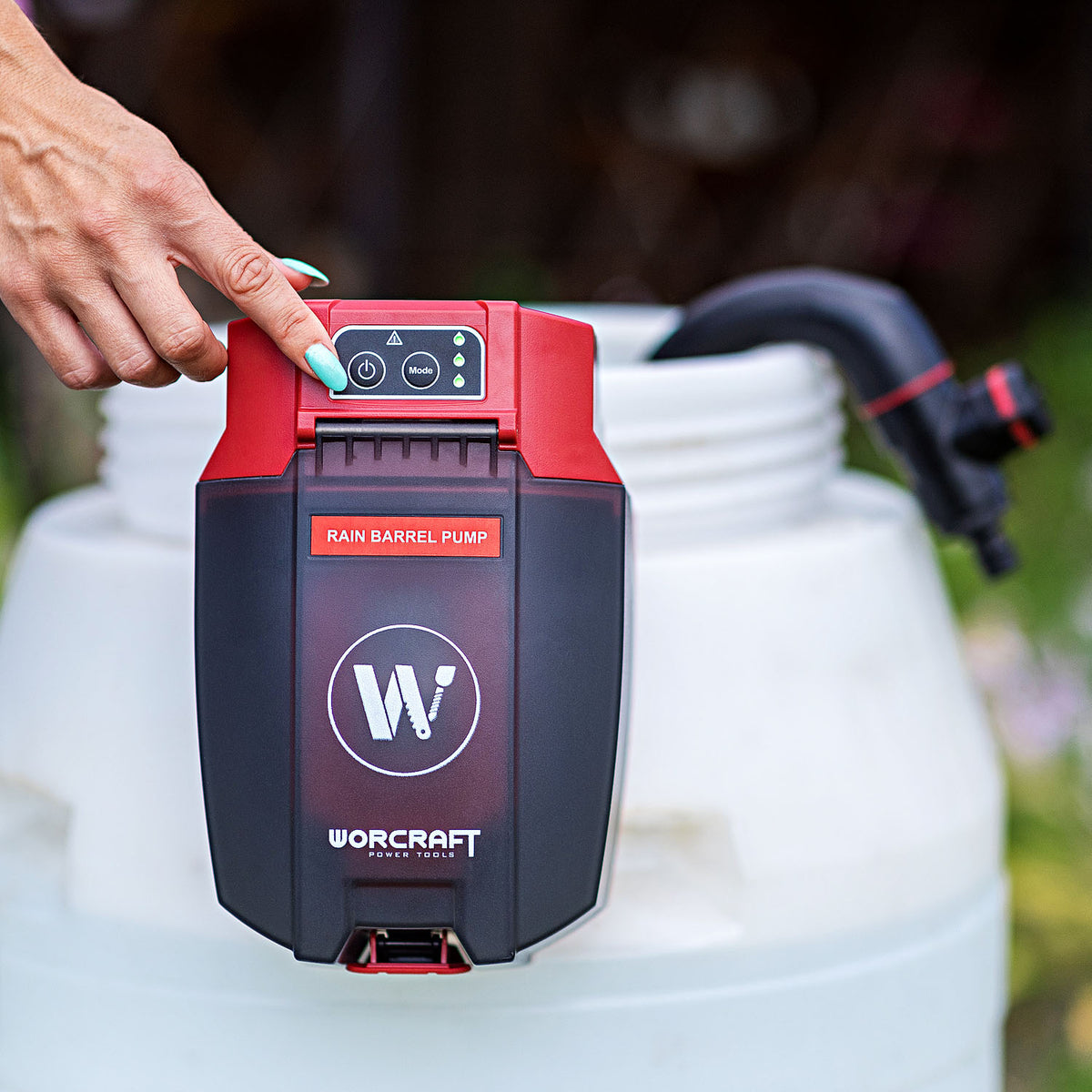 WorCraft 20V Cordless Rain Barrel Pump — Garden Irrigation